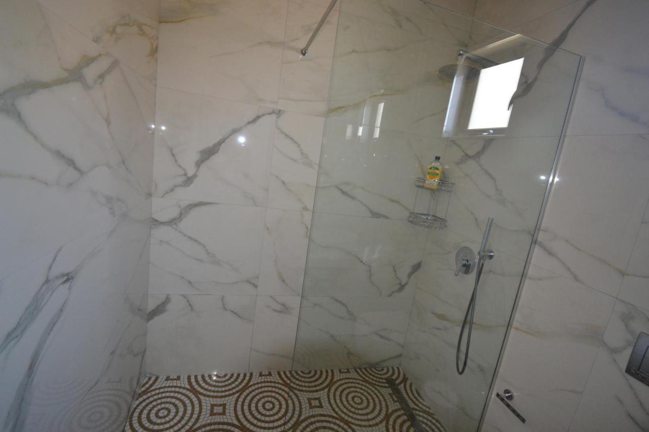 Luxury Penthouse B&E Daire Saranda Dış mekan fotoğraf