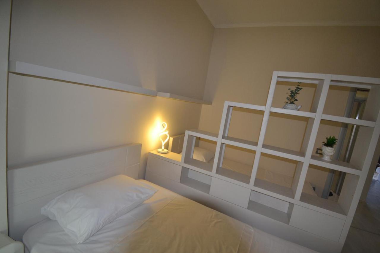 Luxury Penthouse B&E Daire Saranda Dış mekan fotoğraf