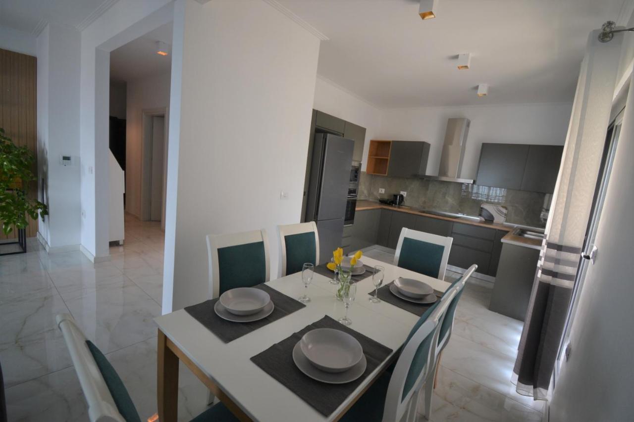 Luxury Penthouse B&E Daire Saranda Dış mekan fotoğraf