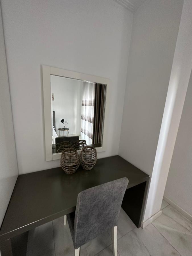 Luxury Penthouse B&E Daire Saranda Dış mekan fotoğraf